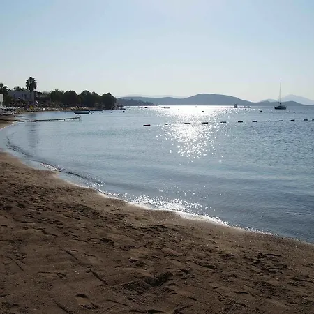 Villa Yarbasan Tas Evleri Tunelli