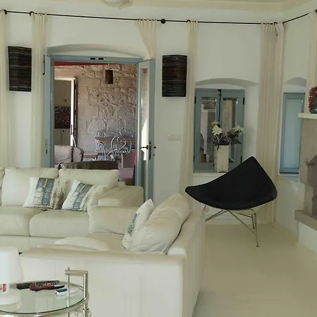 Villa Yarbasan Tas Evleri Tunelli Ortakent