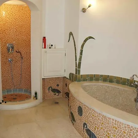 Yarbasan Tas Evleri Tunelli Villa Ortakent